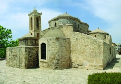 Пятикупольная церковь Святой Параскевы в Иероскипу близ Пафоса. 843 год. 